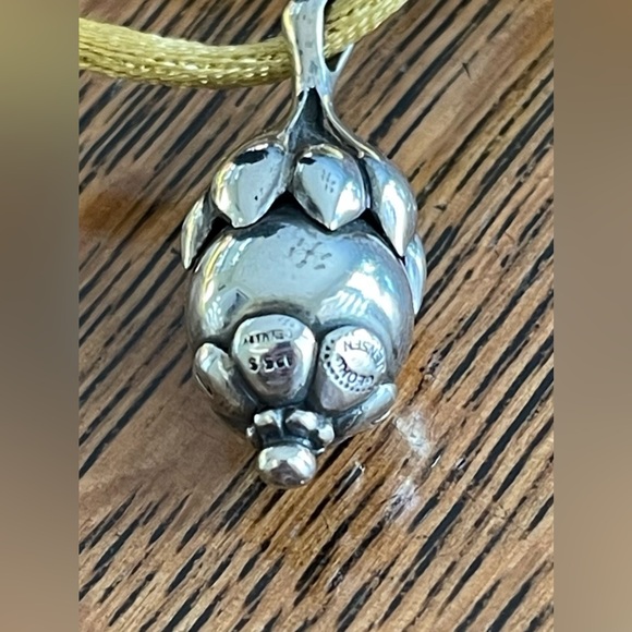 Georg Jensen Silver Pendant Acorn Necklace on a 30” Cord. 925S silver. Marked. - Picture 2 of 5